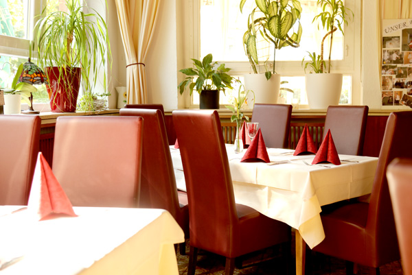 Gedeckter Tisch